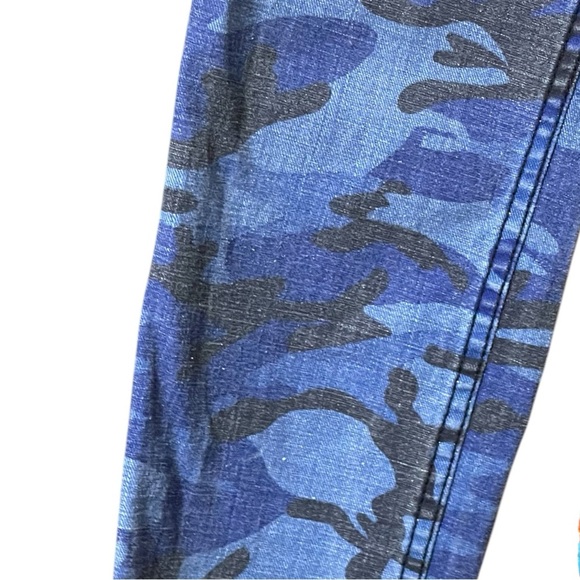 HOT TOPIC RUDE MENS BLUE CAMOUFLAGE SKINNY JEANS 28x32 EUC - Picture 5 of 9